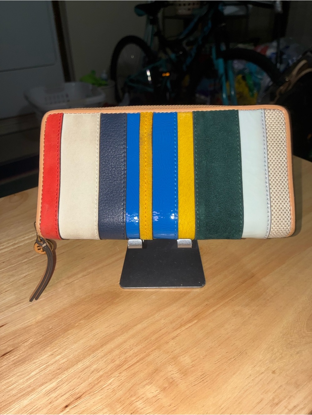 Tory Burch Multicolor Striped Zip Wallet with Gold Logo Charm - Picture 2 of 11
